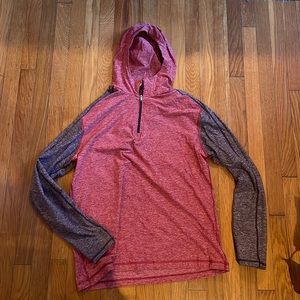 lululemon sz XL long-sleeved hooded shirt